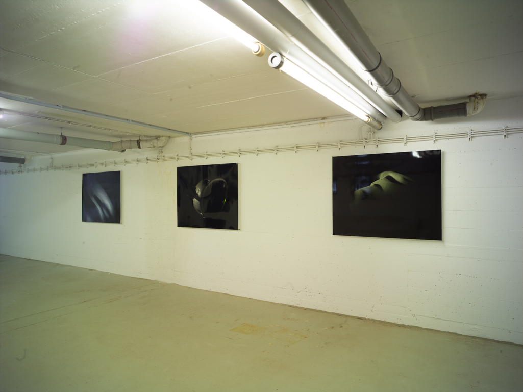 Dokumentationsfoto zur Ausstellung im Keller der KH Kassel