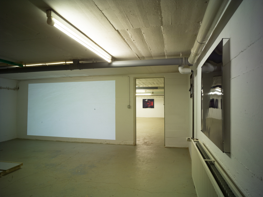 Dokumentationsfoto zur Ausstellung im Keller der KH Kassel